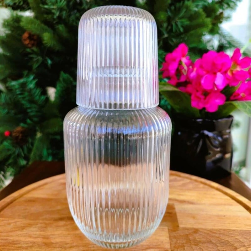 إبريق ماء زجاجي كريستالي مع كوب، زجاجة كريستال فاخرة مستوردة سعة 600 مل مع كوب سعة 160 مل، طقم تقديم مياه أنيق بجانب السرير وعلى الطاولة للمنزل والمكتب (شفاف (عبوة واحدة))